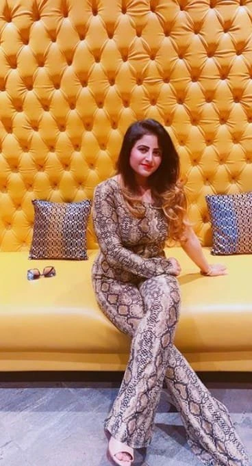 Juni Dehradun escorts for discreet services, Dehradun