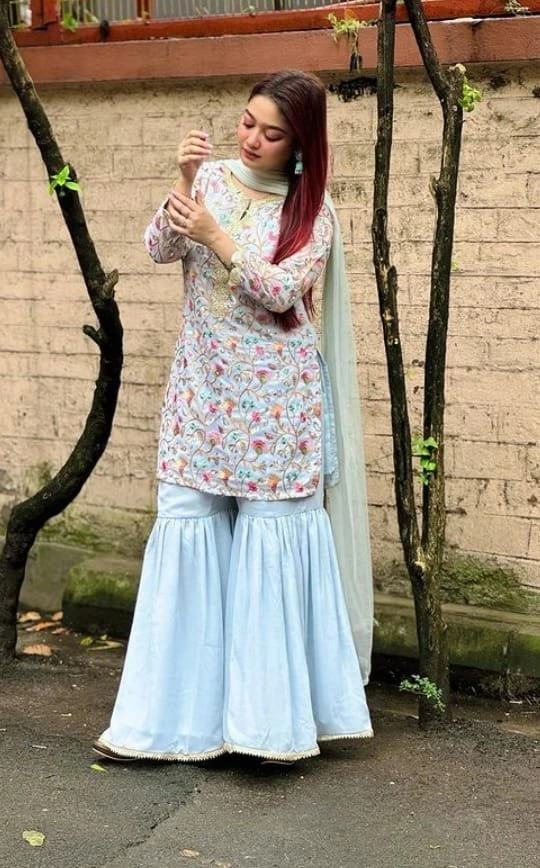 Glamorous call girls